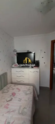 Imagem Cobertura muito bem localizada na Vila Scarpelli em Santo André. São 110 metros divididos em 2 dor...