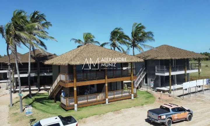 Imagem Uni Bangalôs, Ilha do Guajiru, Itarema-CE. Bangalôs pé na areia.
