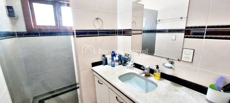 Imagem Casa Térrea a Venda, Linda, Charmosa e Aconchegante, Rica em Armários, Condomínio Fechado, Bairro...