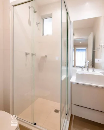 Imagem Apartamento de 95 m² com 3 quartos (1 suíte), lavabo, ampla sacada c/ churrasqueira, 2 vagas de garagem á venda por R$ 1.360.069,00 - Batel