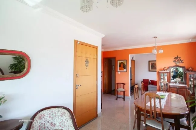 Imagem Localizado no bairro Santa Ines, este espaçoso apartamento oferece 121 metros quadrados de conforto...