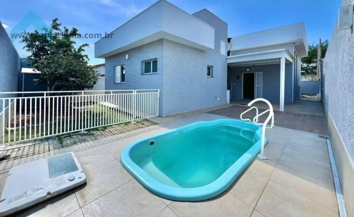 Imagem Casa Térrea à Venda no condominio Terras de Atibaia.
