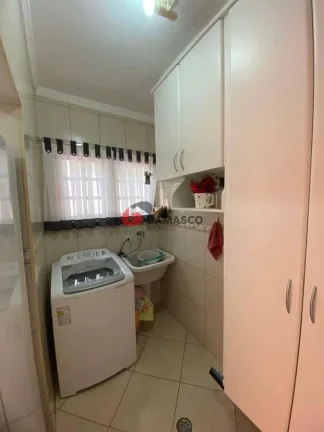 Imagem Casa à venda 2 Quartos, 1 Suite, 2 Vagas, 178M², Campestre, Santo André - SP