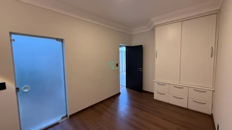 Imagem LINDA RESIDÊNCIA DISPONIVEL Á VENDA NO JARDIM CONSOLAÇÃO COM ESCRITÓRIO COM ENTRADA SEPARADA