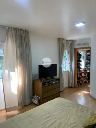 Imagem Casa à venda no São Lourenço em Curitiba