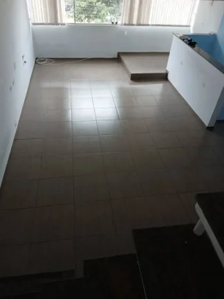 Imagem Prédio comercial 180m² com 5 salas e vaga - Zona Leste