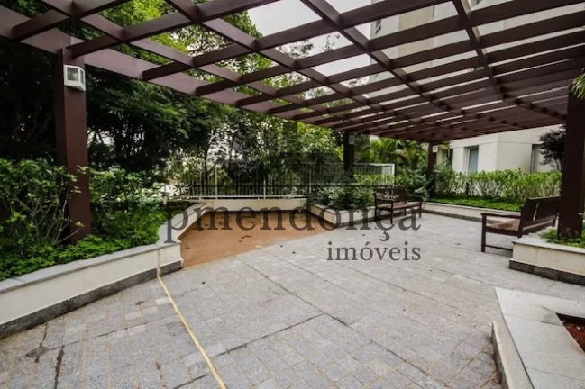 Imagem Apartamento de 78m² no Alto de Pinheiros, 2 quartos (1 suíte) e 1 vaga+depósito.