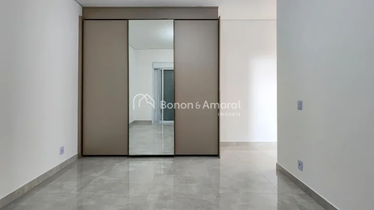 Imagem Casa de condominio a venda em Campinas no Aborais..

Linda e imponente residência, recém construí...
