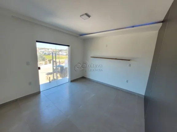 Imagem EXCELENTE CASA NO VALE DOS CRISTAIS MODERNA COM ACABAMENTO SOFISTICADO