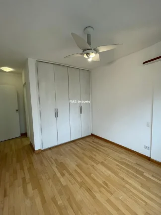 Imagem Apartamento 3 suítes, 3 vagas e 209m2 de útil no Itaim Bibi