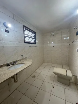 Imagem Casa 7 Dormitórios à Venda com Possibilidade de Permuta ? Balneário Oásis, Peruíbe
