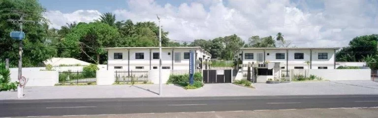 Galpão para alugar, no Espaço 10 galpões, em Lauro de Freitas, Portão, 246m2