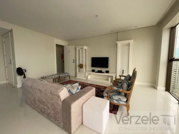 Imagem Apartamento 3 dormitórios para Venda em Balneário Camboriú / SC no bairro Centro