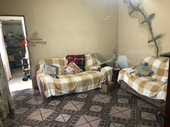 Imagem Casa Antiga à venda, com 8M de frente e área de terreno de 288m, à 350m da linha verde do metrô e linha prata do monotrilho, fácil acesso ao centro