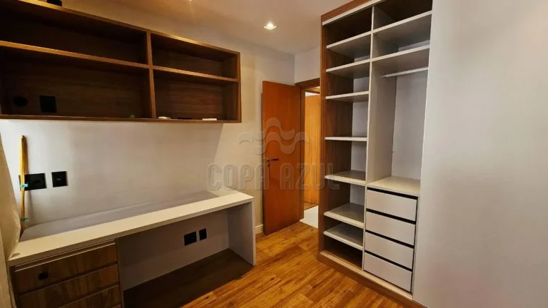Imagem Copacabana - Residencial › Apartamento com 3 quarto(s) a Venda