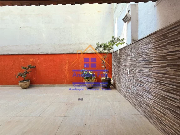 Imagem Apartamento Garden, 2 quartos, 2 banheiros, cozinha, dependências completas, 1 vaga de garagem à venda, 120 M², por R$ 550.000 – Grajaú - Rio de Janeiro / RJ.