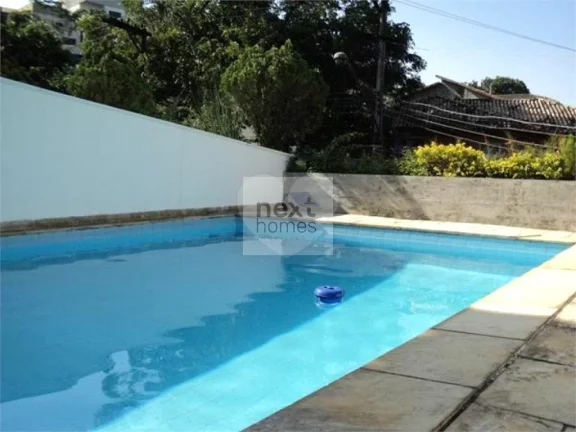 Imagem Casa à venda com 3 quartos, sendo 1 suíte, em Butantã, São Paulo - SP