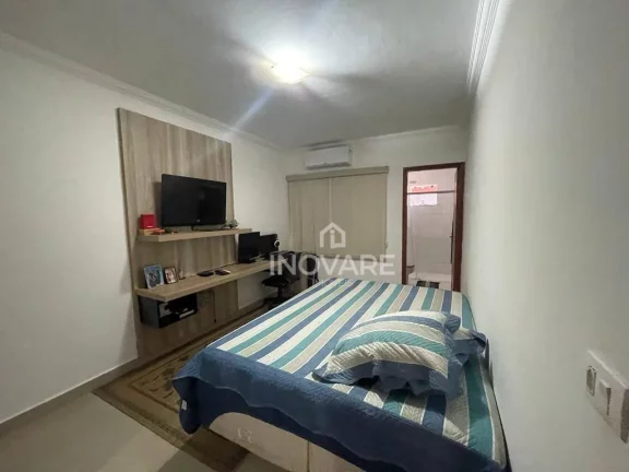 Imagem Casa com 4 dormitórios à venda por R$ 750.000,00 - Jardim América - Itumbiara/GO
