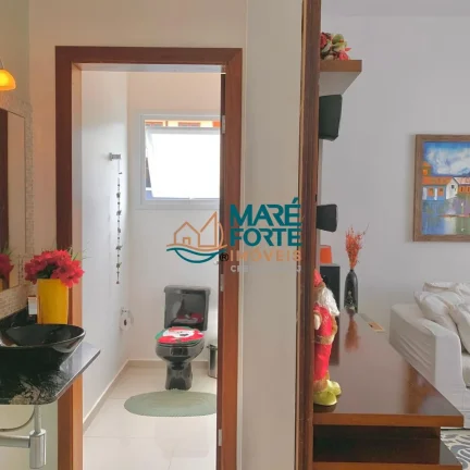 Imagem LINDA CASA COM PISCINA EM CONDOMINIO FECHADO