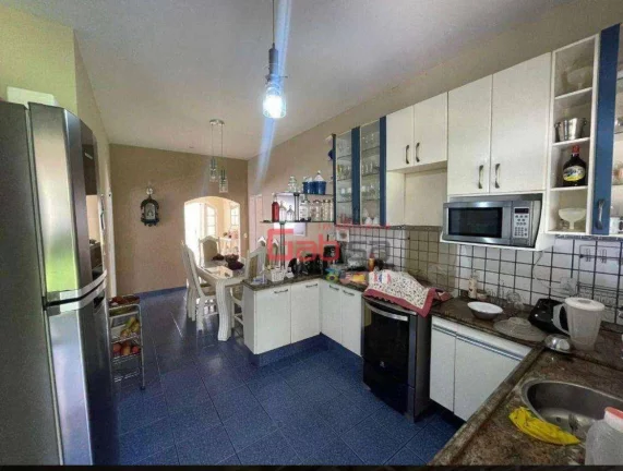 Imagem Casa com 3 dormitórios à venda, 600 m² por R$ 2.600.000 - São Cristóvão - Cabo Frio/RJ
