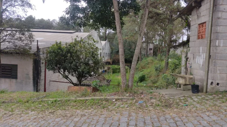 Imagem ÁREA A VENDA TERRENO COM DOIS GALPÕES INDUSTRIAL NA VILA CARMOSINA - ZONA LESTE