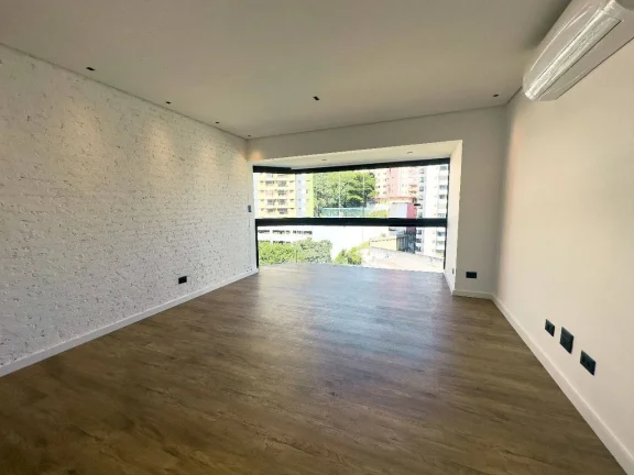 Imagem Apartamento Duplex Morumbi - 220M², 3 Dorms, 1 Suíte, 3 Vagas.
