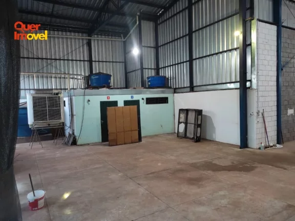 Imagem Galpão Comercial à Venda em Ribeirão Preto - Jardim Castelo Branco 2 Salas, 2 Banheiros, 5 Vagas de Garagem 527m² Área