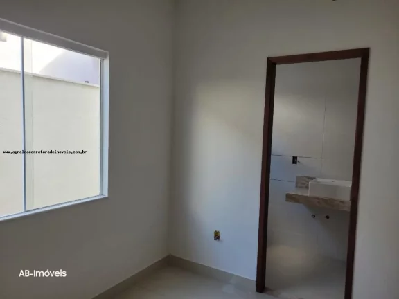 Imagem Casa para Venda em Parnamirim, PARQUE DA NACOES, 3 dormitórios, 2 suítes, 3 banheiros, 2 vagas