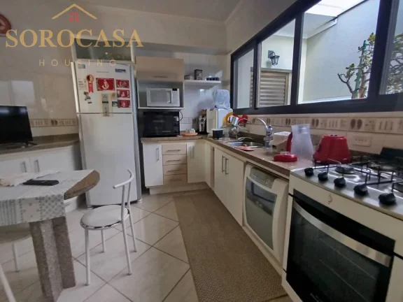 Imagem Casa à Venda - 3 dorm 1suite - Cond. Vila dos Inglezes