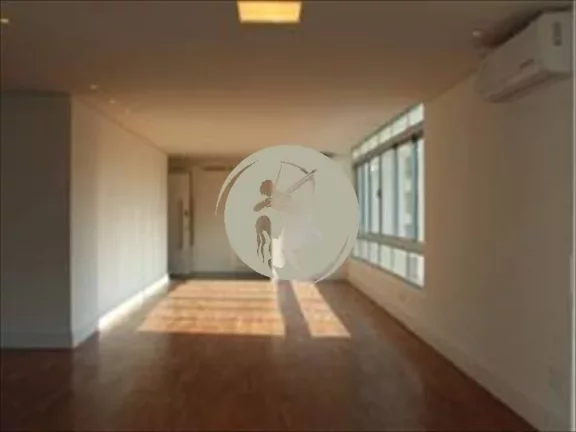 Imagem OPORTUNIDADE AMPLO E TOTALMENTE REFORMADO! O APARTAMENTO ACABA DE PASSAR POR UMA REFORMA COMPLETA, Q...