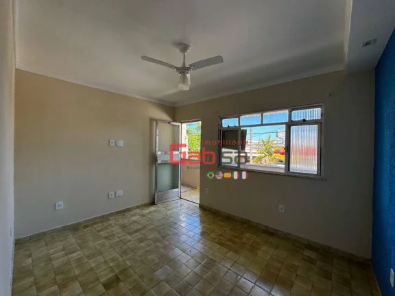 Imagem Apartamento com 1 dormitório à venda, 61 m² por R$ 260.000,00 - São Cristóvão - Cabo Frio/RJ
