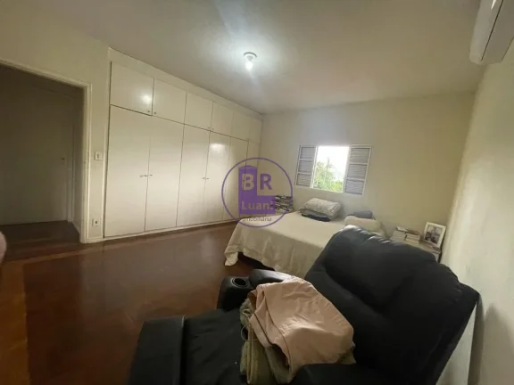 Imagem Casa Térrea à Venda em Localização Privilegiada
