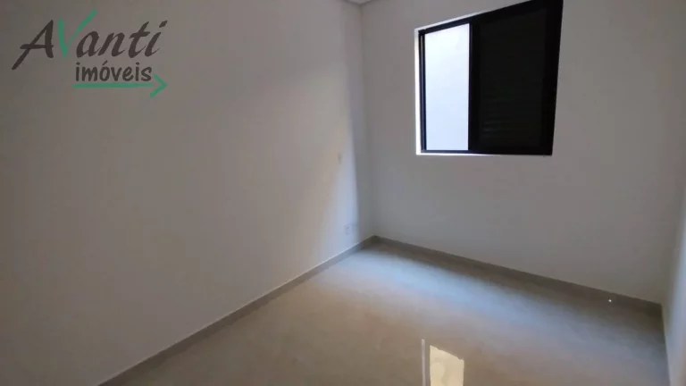 Imagem Casa Sobreposta Baixa 3 Dormitórios no Embaré - Santos | Avanti Imóveis