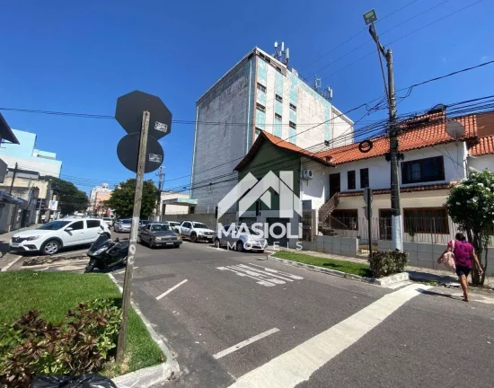 Imagem Casa com 3 dormitórios à venda por R$ 2.300.000 - Centro - Vila Velha/ES