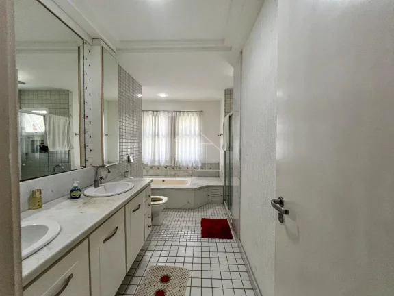 Imagem Casa de Alto Padrão à Venda em Fradinhos - Vitória/ES