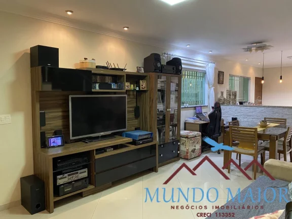 Imagem Sobrado à Venda com 3 Suítes + Área Gourmet Aceita Imóvel em Santo Andr?(C)!