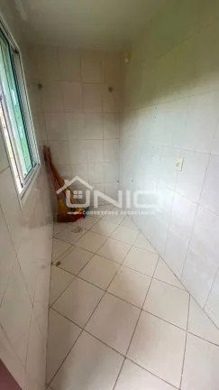 Imagem Casa Suíte + 02 Quartos - Bairro Pinheirinho