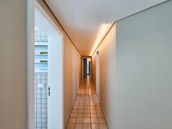 Imagem Imperdível: Apartamento à venda na Riviera de São Lourenço Módulo 06 com 4 quartos, 4 suítes e vista para o mar!