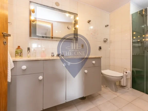 Imagem Imperdível: Apartamento de 4 quartos e 1 suíte na Vila Mariana, SP, com 168m² e vaga de garagem.