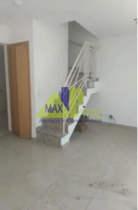 Imagem Casa em Condomínio à Venda na Vila Granada, São Paulo-SP: 3 Quartos, 1 Suíte, 1 Sala, 2 Vagas de Garagem, 150m²!