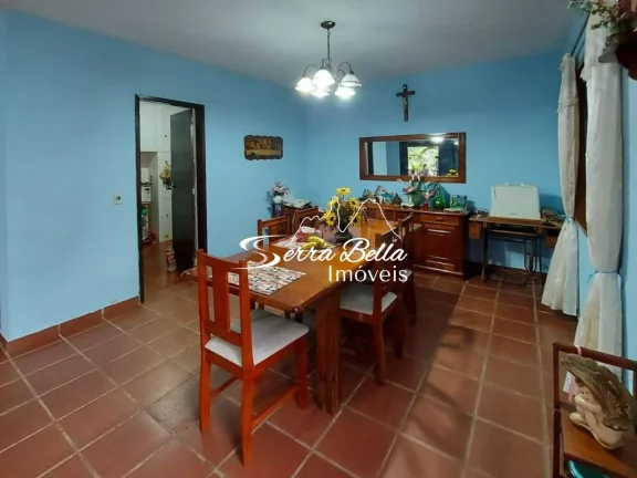 Imagem Casa com 3 dormitórios à venda, 174 m² por R$ 1.300.000,00 - Albuquerque - Teresópolis/RJ