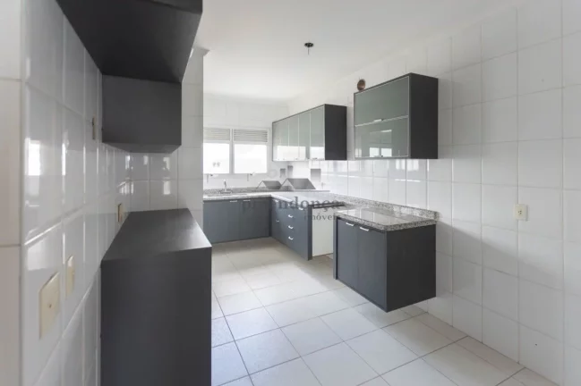 Imagem Apartamento à venda no Alto da Lapa com 3 quartos e 2 vagas, 130m2