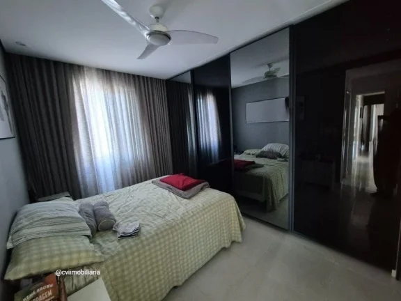 Imagem Descubra o conforto de viver em um espaçoso apartamento de 126m², localizado no charmoso bairro Co...