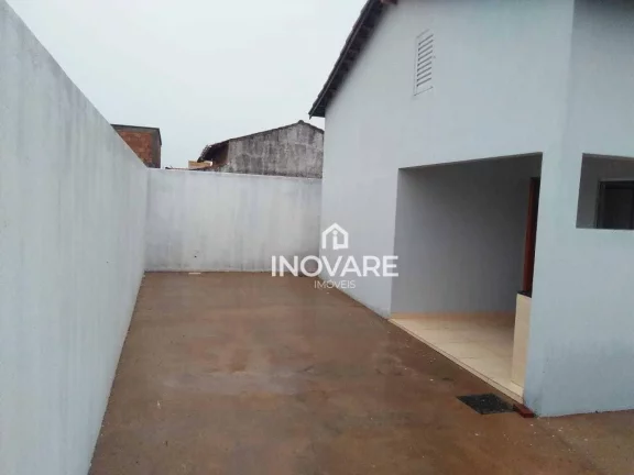 Imagem Casa com 3 dormitórios à venda, 107 m² por R$ 300.000,00 - Jardim das Palmeiras - Araporã/MG
