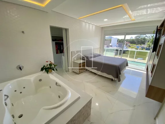 Imagem Casa Alto Padrão para Venda em Florianópolis / SC no bairro São João do Rio Vermelho