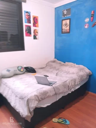 Imagem "Apartamento recém reformado de 3 dormitórios em condomínio charmoso e seguro no Jardim Santa Cruz!"