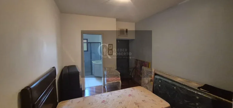 Imagem Apartamento com 4 Quartos e 6 banheiros à Venda, 318 m² por R$ 750.000