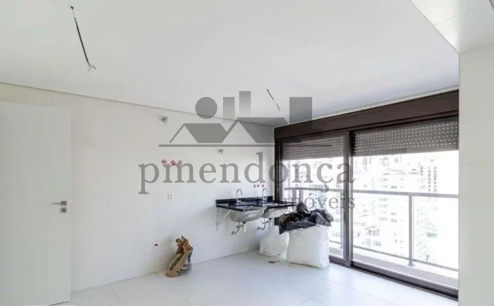Imagem Cobertura Duplex Nova, 604m², localizada na região nobre de Higienópolis - São Paulo.