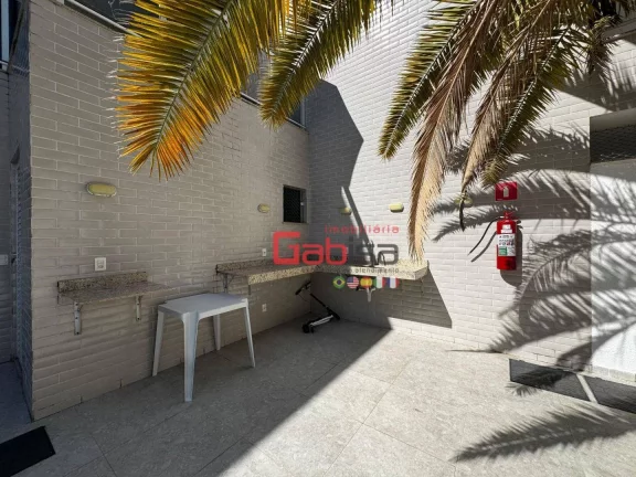 Imagem Apartamento com 2 dormitórios à venda, 61 m² por R$ 425.000,00 - Palmeiras - Cabo Frio/RJ