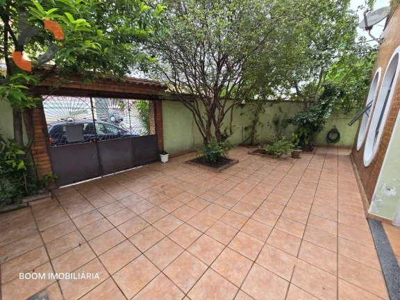 Imagem Casa com 4 dormitórios à venda, 177 m² por R$ 595.000,00 - Cruzeiro do Sul - Mesquita/RJ